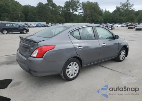 2016 Nissan Versa S z USA, uszkodzony, nr VIN 3N1CN7AP5GL876324